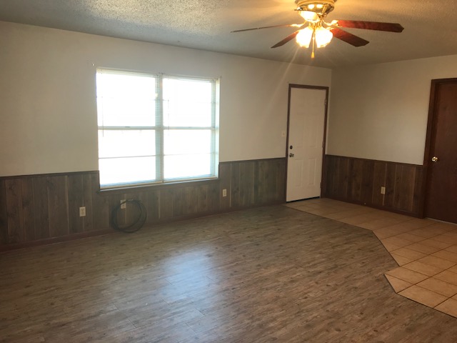 1102 Sagebrush Road,Dalhart,Dallam,Texas,United States 79022,3 Bedrooms Bedrooms,1.5 BathroomsBathrooms,Single Family Home,Sagebrush Road,1117