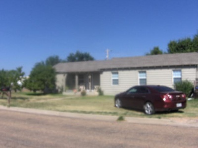 101 Hillcrest,Dalhart,Dallam,Texas,United States 79022,3 Bedrooms Bedrooms,3 BathroomsBathrooms,Single Family Home,Hillcrest,1151
