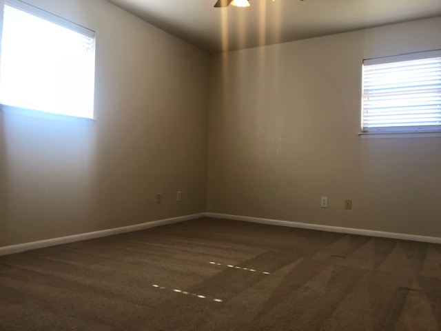 912 Margaret Avenue, Dalhart, Dallam, Texas, United States 79022, 3 Bedrooms Bedrooms, ,2 BathroomsBathrooms,Single Family Home,Rental Properties,Margaret Avenue,1155