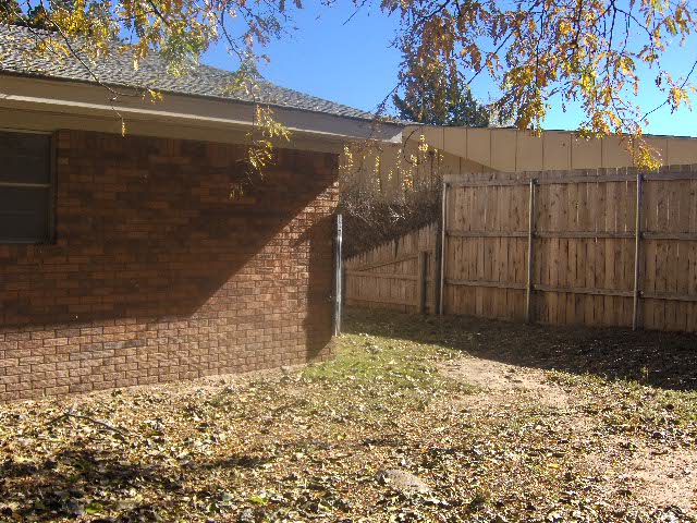 1402 Elm Ave,Dalhart,Hartley,Texas,United States 79022,3 Bedrooms Bedrooms,1.75 BathroomsBathrooms,Single Family Home,Elm Ave,1157