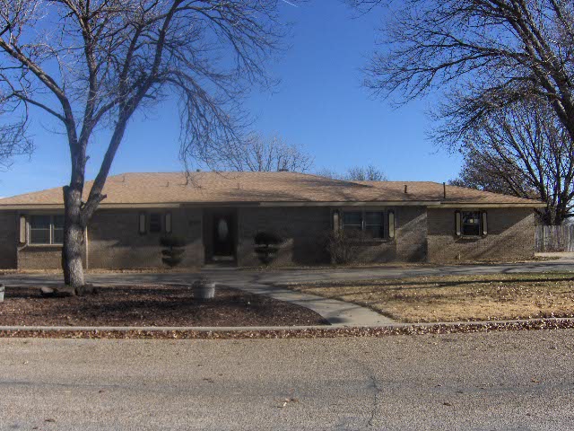 1805 Kiowa Trail, Dalhart, Hartley, Texas, United States 79022, 3 Bedrooms Bedrooms, ,2 BathroomsBathrooms,Single Family Home,Rental Properties,Kiowa Trail,1164