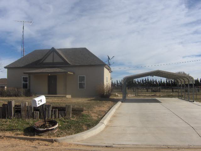 901 Maynard,Dalhart,Dallam,Texas,United States 79022,3 Bedrooms Bedrooms,1.75 BathroomsBathrooms,Single Family Home,Maynard,1166