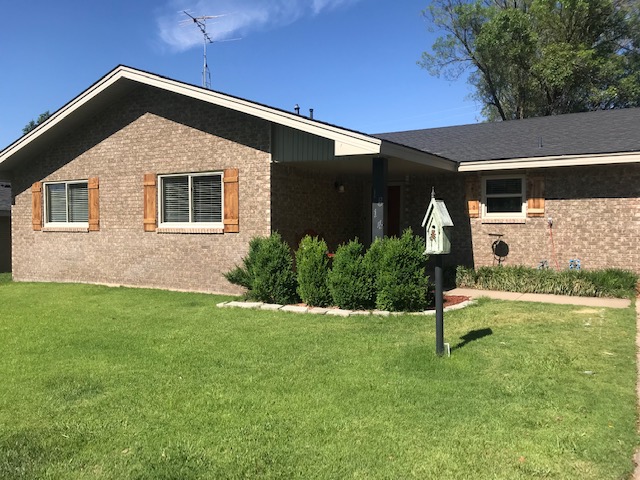 1814 Chestnut Avenue,Dalhart,Hartley,Texas,United States 79022,3 Bedrooms Bedrooms,1.75 BathroomsBathrooms,Single Family Home,Chestnut Avenue,1182