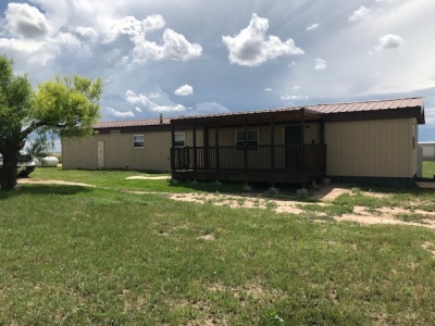 2814 US Highway 54 West, Dalhart, Hartley, Texas, United States 79022, 2 Bedrooms Bedrooms, ,2 BathroomsBathrooms,Single Family Home,Rental Properties,US Highway 54 West,1184