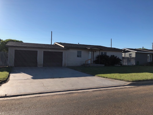 513 Maynard Ave,Dalhart,Dallam,Texas,United States 79022,3 Bedrooms Bedrooms,2 BathroomsBathrooms,Single Family Home,Maynard Ave,1187