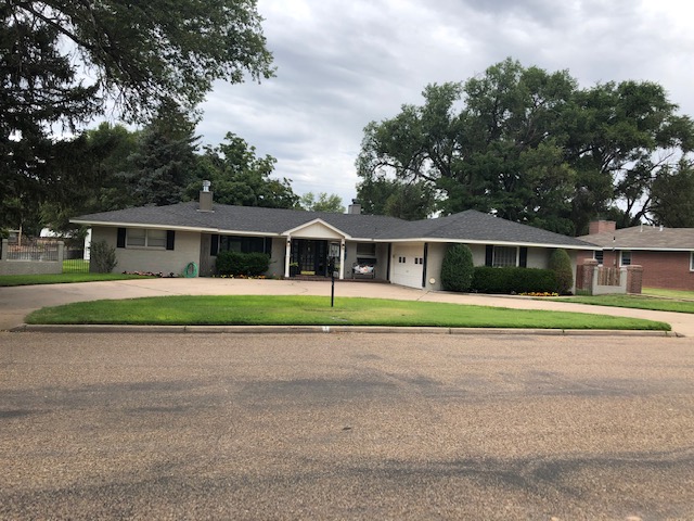 1212 Rock Island Ave,Dalhart,Hartley,Texas,United States 79022,4 Bedrooms Bedrooms,2.75 BathroomsBathrooms,Single Family Home,Rock Island Ave,1197