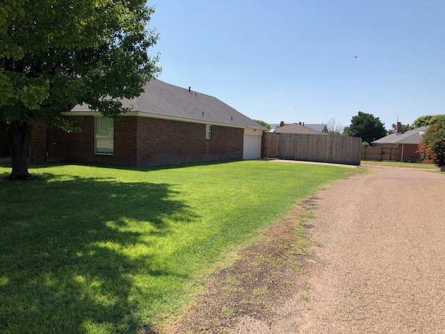 1923 Cherokee Trail, Dalhart, Hartley, Texas, United States 79022, 3 Bedrooms Bedrooms, ,2.5 BathroomsBathrooms,Single Family Home,Sold Properties,Cherokee Trail,1202