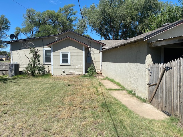 1017 Keeler Avenue, Dalhart, Dallam, Texas, United States TX, 2 Bedrooms Bedrooms, ,1 BathroomBathrooms,Single Family Home,Sold Properties,Keeler Avenue,1231