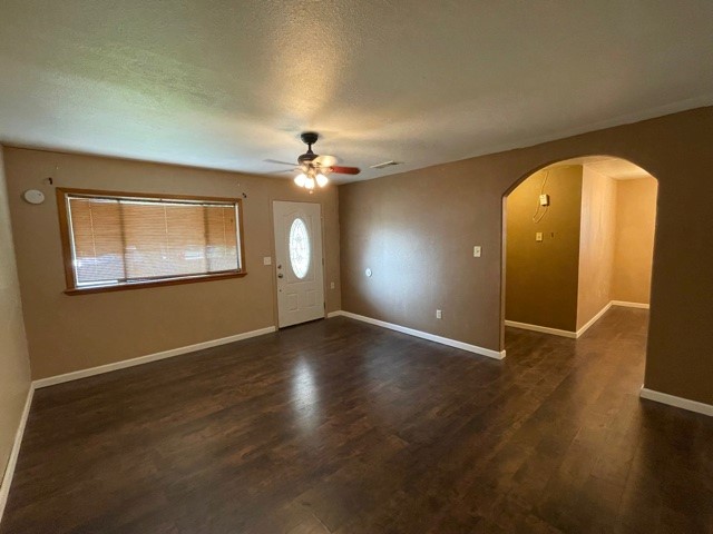 207 Margaret, Dalhart, Dallam, Texas, United States 79022, 3 Bedrooms Bedrooms, ,1 BathroomBathrooms,Single Family Home,Rental Properties,Margaret,1275