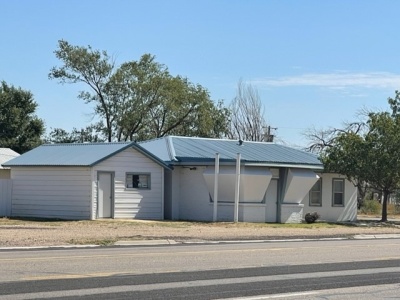 1100 HWY 87 North, Dalhart, Dallam, Texas, United States 79022, ,2 BathroomsBathrooms,Single Family Home,Sold Properties,HWY 87 North,1305