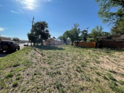 901 Oak, Dalhart, Dallam, Texas, United States 79022, ,Single Family Home,Residential Properties,Oak,1331
