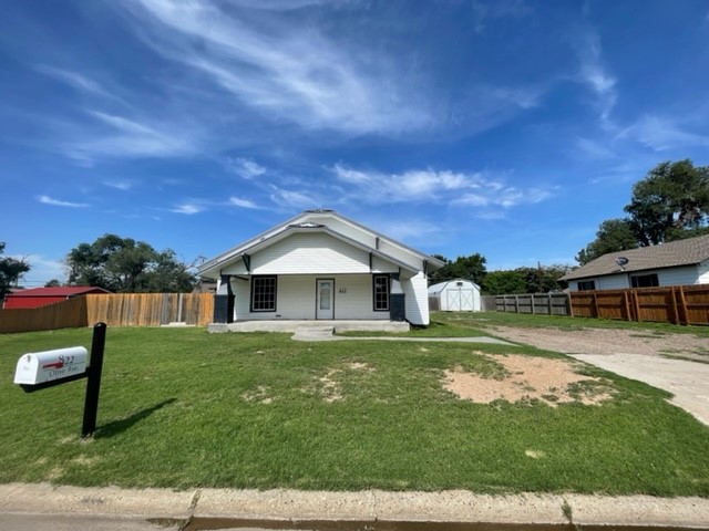 822 Olive, Dalhart, Dallam, Texas, United States 79022, 3 Bedrooms Bedrooms, ,1.75 BathroomsBathrooms,Single Family Home,Sold Properties,Olive,1334