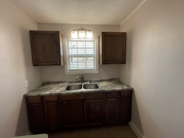 513 S. 2nd, Texline, Dallam, Texas, United States 79087, 2 Bedrooms Bedrooms, ,1 BathroomBathrooms,Apartment,Rental Properties,S. 2nd,1336