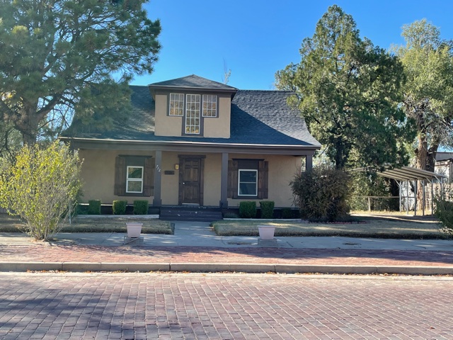 712 Denver, Dalhart, Dallam, Texas, United States 79022, 3 Bedrooms Bedrooms, ,1.75 BathroomsBathrooms,Single Family Home,Residential Properties,Denver,1352