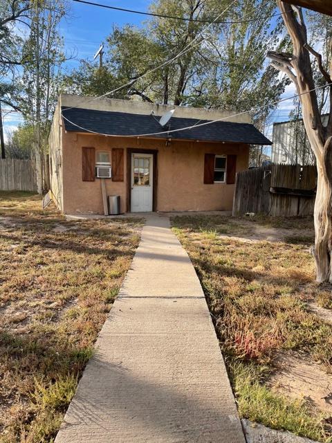712 Denver, Dalhart, Dallam, Texas, United States 79022, 3 Bedrooms Bedrooms, ,1.75 BathroomsBathrooms,Single Family Home,Residential Properties,Denver,1352