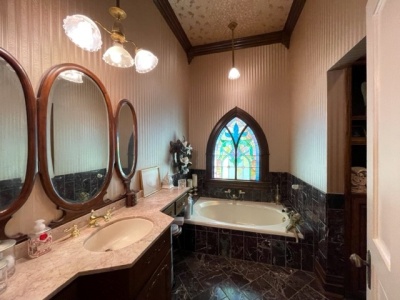 510 Denver, Dalhart, Dallam, Texas, United States 79022, 3 Bedrooms Bedrooms, ,3.5 BathroomsBathrooms,Single Family Home,Residential Properties,Denver,1370