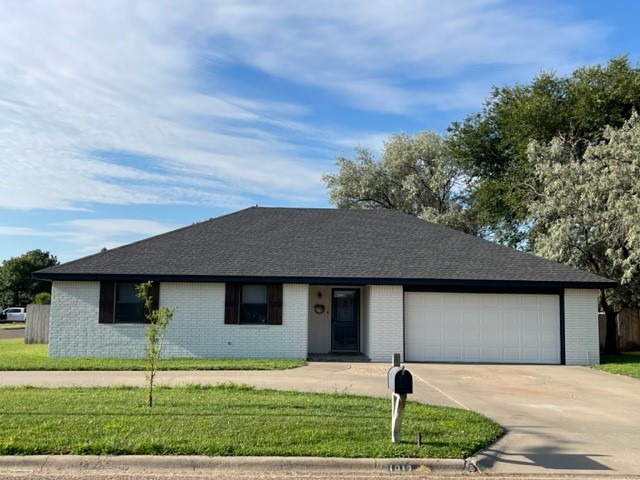 1812 Sioux, Dalhart, Hartley, Texas, United States 79022, 3 Bedrooms Bedrooms, ,1.75 BathroomsBathrooms,Single Family Home,Sold Properties,Sioux,1374