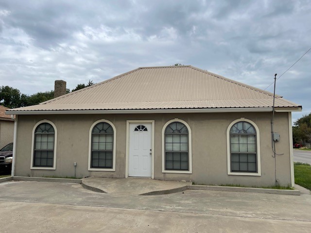 701 Rock Island, Dalhart, Dallam, Texas, United States 79022, 4 Bedrooms Bedrooms, ,1 BathroomBathrooms,Single Family Home,Rental Properties,Rock Island,1379