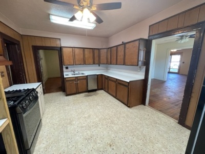 422 Maple, Dalhart, Dallam, Texas, United States 79022, 2 Bedrooms Bedrooms, ,1 BathroomBathrooms,Single Family Home,Sold Properties,Maple,1382