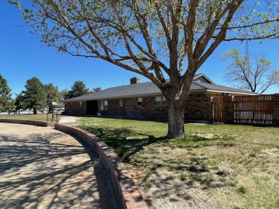 11940 US Hwy 87, Dalhart, Hartley, Texas, United States 79022, 5 Bedrooms Bedrooms, ,3 BathroomsBathrooms,Single Family Home,Residential Properties,US Hwy 87,1402