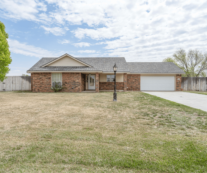 28 Pheasant Run, Dalhart, Hartley, Texas, United States 79022, 4 Bedrooms Bedrooms, ,2 BathroomsBathrooms,Single Family Home,Residential Properties,Pheasant Run,1403