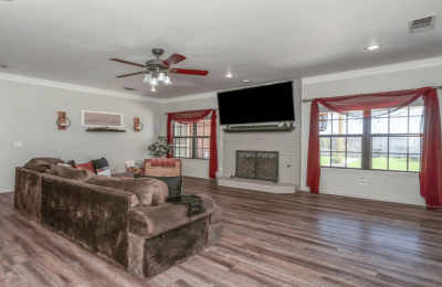 202 Floyd Ave, Dumas, Moore, Texas, United States 79029, 3 Bedrooms Bedrooms, ,2.5 BathroomsBathrooms,Single Family Home,Sold Properties,Floyd Ave,1425