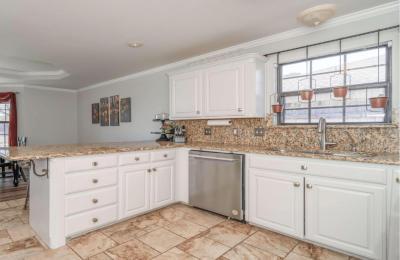 202 Floyd Ave, Dumas, Moore, Texas, United States 79029, 3 Bedrooms Bedrooms, ,2.5 BathroomsBathrooms,Single Family Home,Sold Properties,Floyd Ave,1425