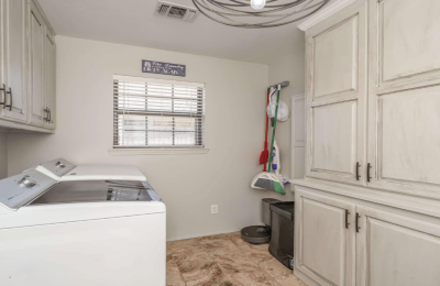 202 Floyd Ave, Dumas, Moore, Texas, United States 79029, 3 Bedrooms Bedrooms, ,2.5 BathroomsBathrooms,Single Family Home,Sold Properties,Floyd Ave,1425