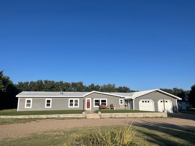 845 Hwy 102, Dalhart, Dallam, Texas, United States 79022, 5 Bedrooms Bedrooms, ,3 BathroomsBathrooms,Single Family Home,Sold Properties,Hwy 102,1426