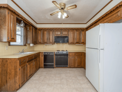1210 Margaret Ave, Dalhart, Hartley, Texas, United States 79022, 3 Bedrooms Bedrooms, ,2 BathroomsBathrooms,Single Family Home,Residential Properties,Margaret Ave,1445