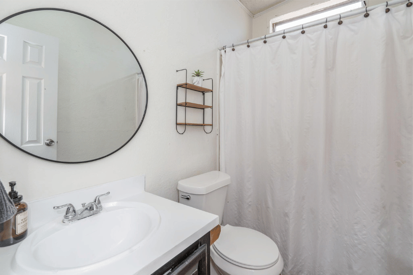 2303 5th St, Dalhart, Dallam, Texas, United States 79022, 3 Bedrooms Bedrooms, ,2 BathroomsBathrooms,Single Family Home,Residential Properties,5th St,1448