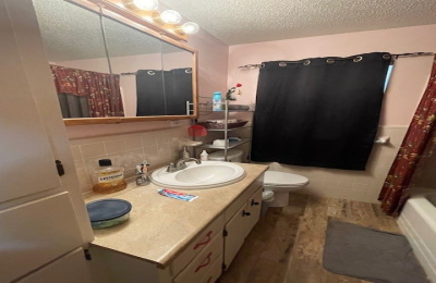 1101 Peters, Dalhart, Hartley, Texas, United States 79022, 3 Bedrooms Bedrooms, ,1 BathroomBathrooms,Single Family Home,Residential Properties,Peters,1449