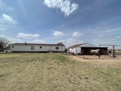 519 Spruce, Stratford, Sherman, Texas, United States 79084, 4 Bedrooms Bedrooms, ,3 BathroomsBathrooms,Single Family Home,Residential Properties,Spruce,1452