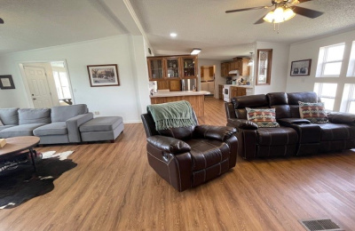 519 Spruce, Stratford, Sherman, Texas, United States 79084, 4 Bedrooms Bedrooms, ,3 BathroomsBathrooms,Single Family Home,Residential Properties,Spruce,1452