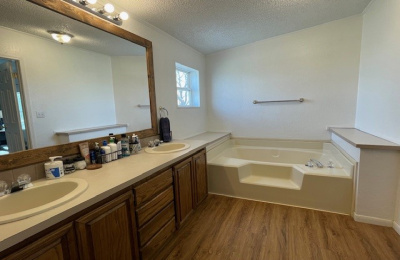 519 Spruce, Stratford, Sherman, Texas, United States 79084, 4 Bedrooms Bedrooms, ,3 BathroomsBathrooms,Single Family Home,Residential Properties,Spruce,1452