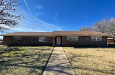 1614 Oak, Dalhart, Hartley, Texas, United States 79022, 3 Bedrooms Bedrooms, ,2 BathroomsBathrooms,Single Family Home,Residential Properties,Oak,1463