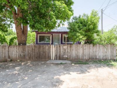 1209 Pine, Dalhart, Dallam, Texas, United States 79022, 4 Bedrooms Bedrooms, ,2 BathroomsBathrooms,Single Family Home,Residential Properties,Pine,1465