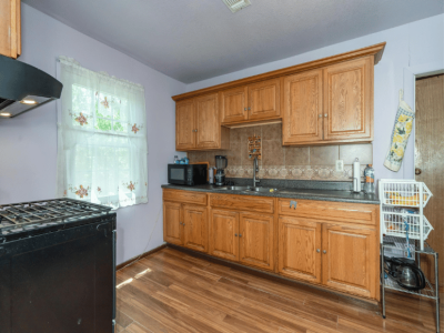 1209 Pine, Dalhart, Dallam, Texas, United States 79022, 4 Bedrooms Bedrooms, ,2 BathroomsBathrooms,Single Family Home,Residential Properties,Pine,1465