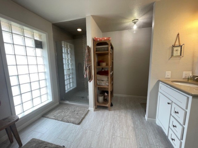 1217 Elm, Dalhart, Hartley, Texas, United States 79022, 4 Bedrooms Bedrooms, ,3 BathroomsBathrooms,Single Family Home,Residential Properties,Elm,1467