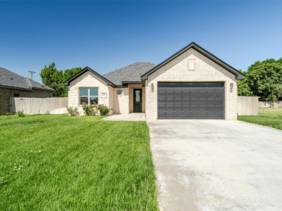 708 Melinda, Dumas, Moore, Texas, United States 79029, 3 Bedrooms Bedrooms, ,2 BathroomsBathrooms,Single Family Home,Residential Properties,Melinda,1471