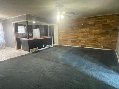 1403 Oak, Dalhart, Hartley, Texas, United States 79022, 4 Bedrooms Bedrooms, ,2 BathroomsBathrooms,Single Family Home,Rental Properties,Oak,1475