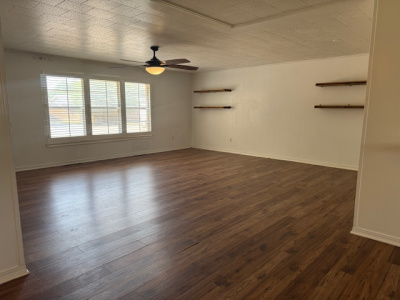 1123 Peters, Dalhart, Hartley, Texas, United States 79022, 4 Bedrooms Bedrooms, ,2 BathroomsBathrooms,Single Family Home,Residential Properties,Peters ,1478