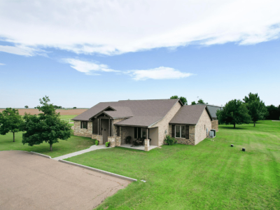 3588 FM 281, Dalhart, Hartley, Texas, United States 79022, 4 Bedrooms Bedrooms, ,2.5 BathroomsBathrooms,Single Family Home,Residential Properties,FM 281,1479