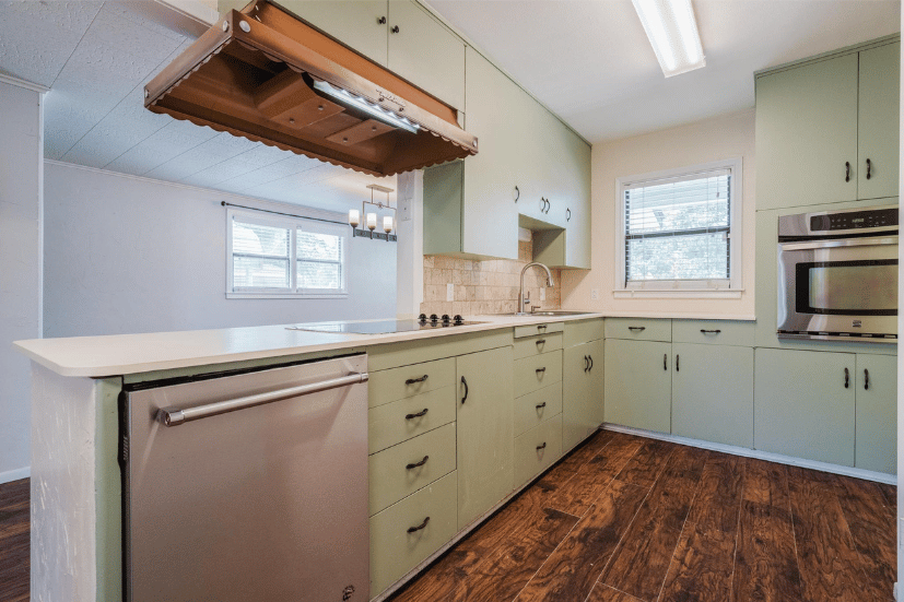905 Cherry, Dalhart, Dallam, Texas, United States 79022, 3 Bedrooms Bedrooms, ,1.5 BathroomsBathrooms,Single Family Home,Residential Properties,Cherry,1480