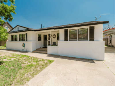 905 Cherry, Dalhart, Dallam, Texas, United States 79022, 3 Bedrooms Bedrooms, ,1.5 BathroomsBathrooms,Single Family Home,Residential Properties,Cherry,1480