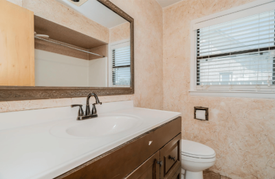 905 Cherry, Dalhart, Dallam, Texas, United States 79022, 3 Bedrooms Bedrooms, ,1.5 BathroomsBathrooms,Single Family Home,Sold Properties,Cherry,1480