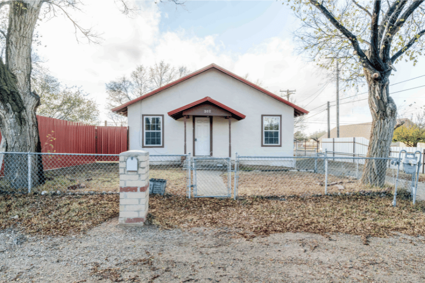 302 Osceola, Dalhart, Dallam, Texas, United States 79022, 3 Bedrooms Bedrooms, ,2 BathroomsBathrooms,Single Family Home,Residential Properties,Osceola,1484