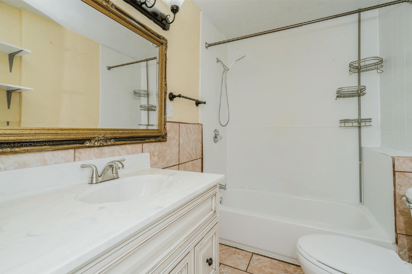 302 Osceola, Dalhart, Dallam, Texas, United States 79022, 3 Bedrooms Bedrooms, ,2 BathroomsBathrooms,Single Family Home,Residential Properties,Osceola,1484