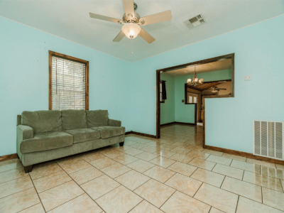 302 Osceola, Dalhart, Dallam, Texas, United States 79022, 3 Bedrooms Bedrooms, ,2 BathroomsBathrooms,Single Family Home,Residential Properties,Osceola,1484