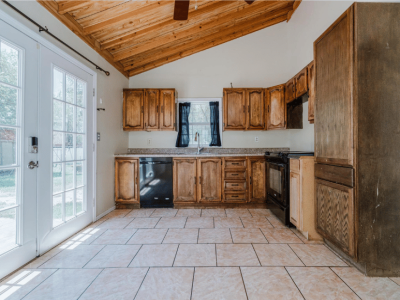302 Osceola, Dalhart, Dallam, Texas, United States 79022, 3 Bedrooms Bedrooms, ,2 BathroomsBathrooms,Single Family Home,Residential Properties,Osceola,1484